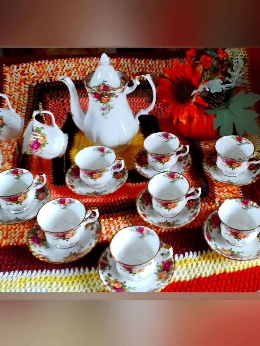 Royal albert old country rose Coffee pot/ Teaset for set of 8